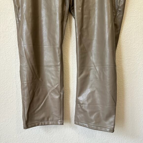 ABERCROMBIE & FITCH The 90s Straight Pants Taupe Vegan Leather NWT - Picture 5 of 15
